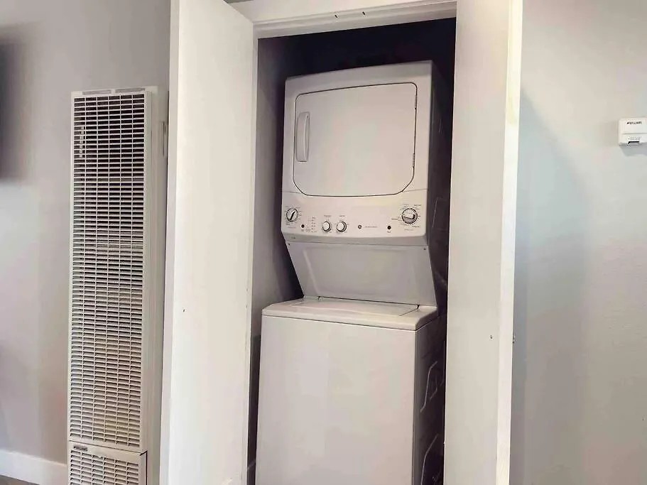 Nightly Modern 1 Bed 12A Apartment Los Angeles